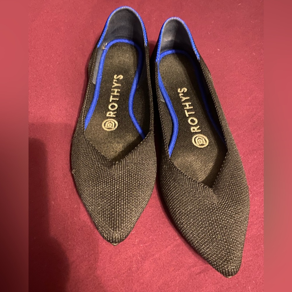 Rothy’s The Point black flats